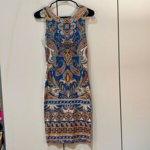 Geometric sleeveless dress with rhinestones